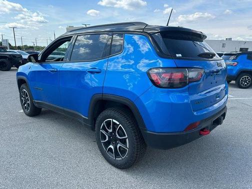 2024 Jeep Compass Trailhawk