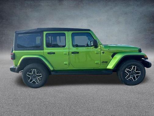 2026 Jeep Wrangler 4-Door Sahara 4x4