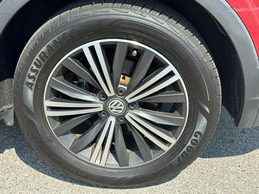 2019 Volkswagen Tiguan 2.0T SEL