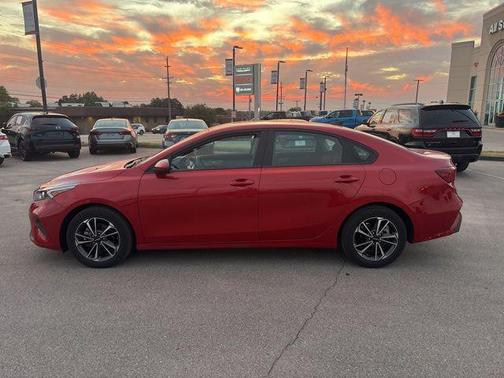 2024 Kia Forte LXS