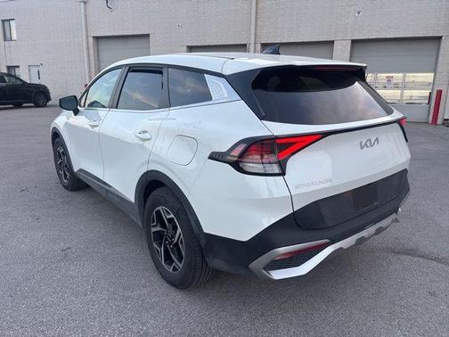 2024 Kia Sportage LX