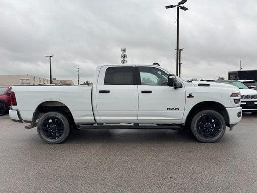 2025 RAM 2500 Big Horn Crew Cab 4x4 6'4' Box