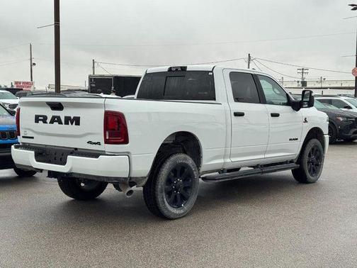 2025 RAM 2500 Big Horn Crew Cab 4x4 6'4' Box