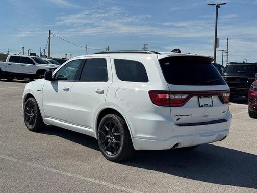 DB Black Clearcoat 2026 Dodge Durango GT Premium AWD HEMI V8