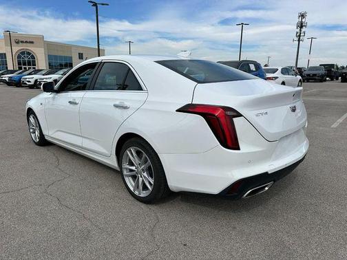 2024 Cadillac CT4 Luxury