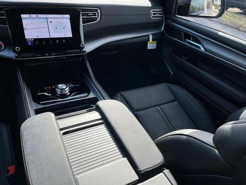2025 Jeep Wagoneer Series II 4x4