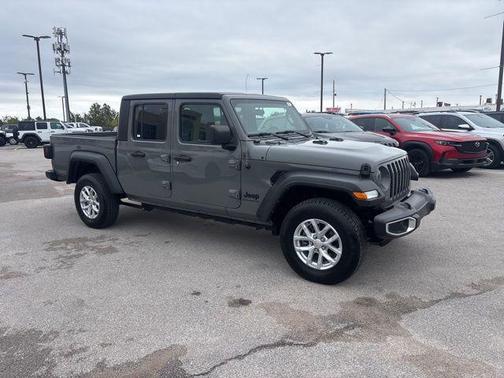 2023 Jeep Gladiator Sport S