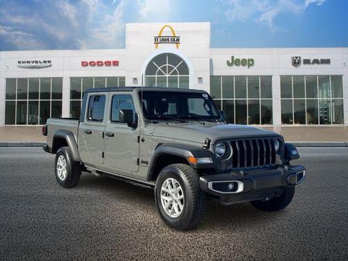 2023 Jeep Gladiator Sport S