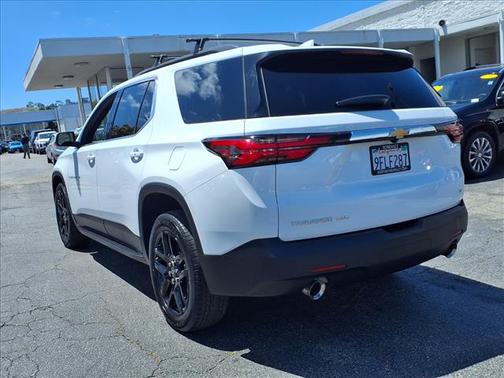 Summit White 2023 Chevrolet Traverse LT Cloth
