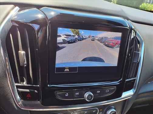 Summit White 2023 Chevrolet Traverse LT Cloth