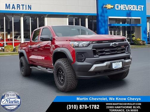 Radiant Red Tintcoat 2026 Chevrolet Colorado Trail Boss