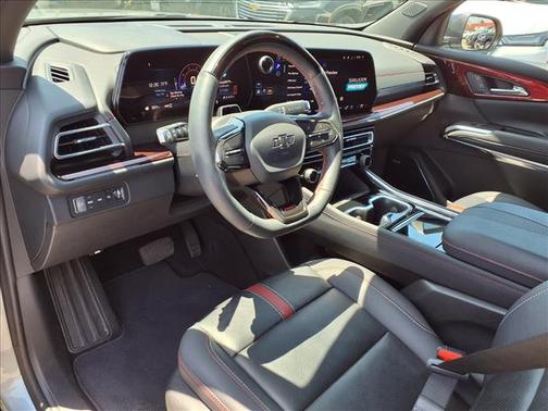 Sterling Gray Metallic 2025 Chevrolet Traverse RS