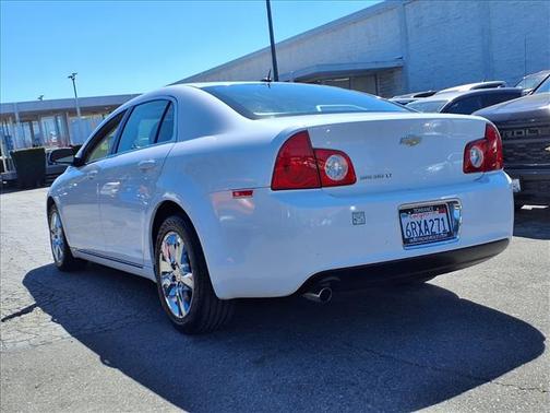 2011 Chevrolet Malibu 2LT