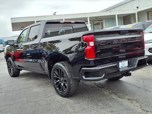 Black 2022 Chevrolet Silverado 1500 2WD Crew Cab 147" RST