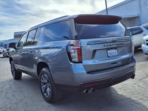2021 Chevrolet Suburban 4WD Z71