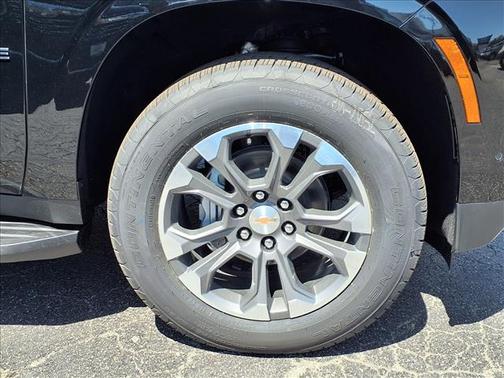 Black 2026 Chevrolet Tahoe 2WD 4dr LT