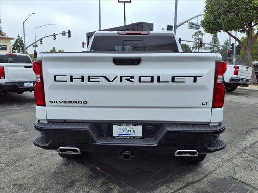 Summit White 2026 Chevrolet Silverado 1500 LT Trail Boss