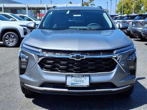 Sterling 2026 Chevrolet Trax LT