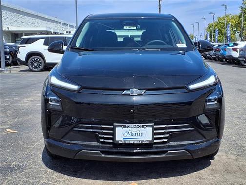 Mosaic Black Metallic 2027 Chevrolet Bolt LT