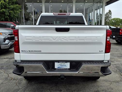 Summit White 2026 Chevrolet Silverado 1500 LT