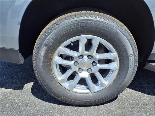 Sterling Gray Metallic 2026 Chevrolet Tahoe 2WD 4dr LS