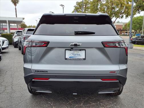 Sterling Gray Metallic 2026 Chevrolet Equinox FWD RS