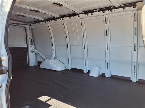 Summit White 2026 Chevrolet Express 2500 Work Van