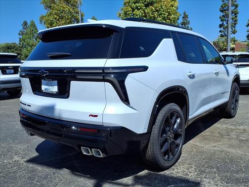Polar White Tricoat 2026 Chevrolet Traverse AWD 4dr RS w/2RS