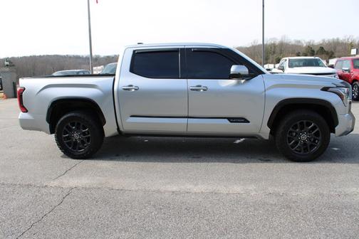 2022 Toyota Tundra PLATINUM