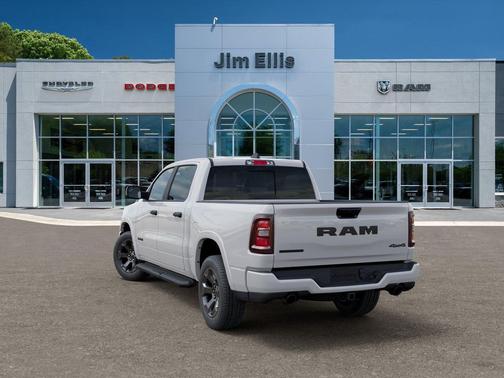 Bright White Clearcoat 2026 RAM 1500 Big Horn/Lone Star