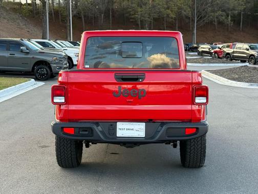 2025 Jeep Gladiator Nighthawk