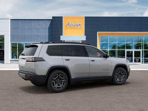 Silver Zynith Clearcoat 2026 Jeep Cherokee Laredo 4x4