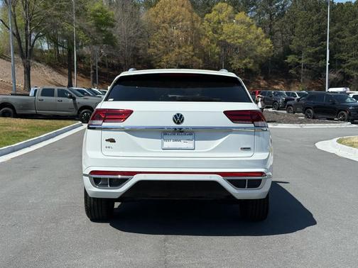 2022 Volkswagen Atlas Cross Sport 2.0T SEL