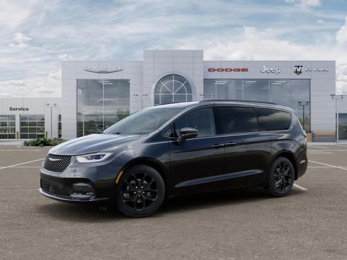 Diamond Black Crystal Pearlcoat 2026 Chrysler Pacifica L