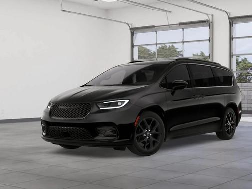 Diamond Black Crystal Pearlcoat 2026 Chrysler Pacifica L