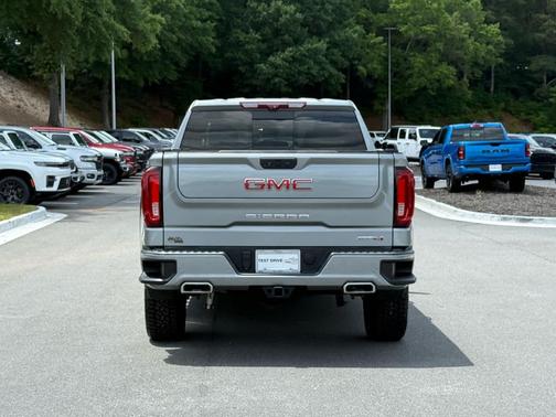 Sterling Metallic 2023 GMC Sierra 1500 AT4