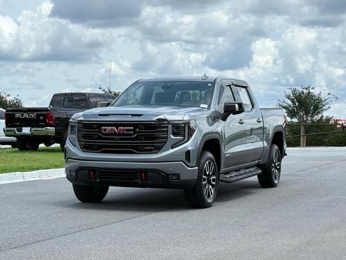 Sterling Metallic 2023 GMC Sierra 1500 AT4