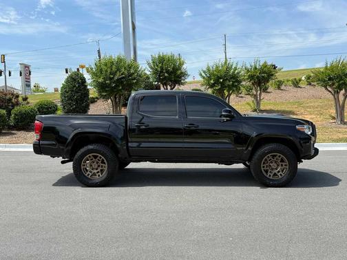 Black 2017 Toyota Tacoma TRD Sport