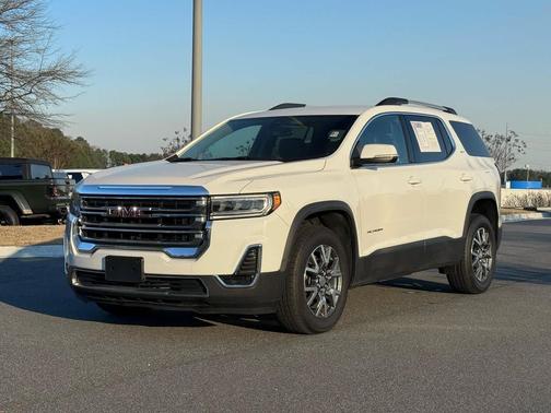 2023 GMC Acadia AWD SLT