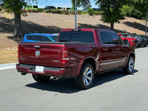 Delmonico Red Pearlcoat 2021 RAM 1500 Limited