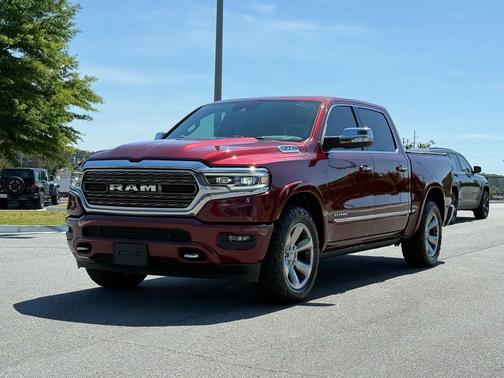 Delmonico Red Pearlcoat 2021 RAM 1500 Limited