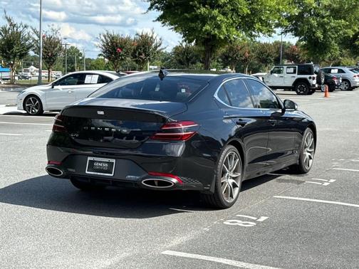 Vik Black 2025 Genesis G70 2.5T RWD