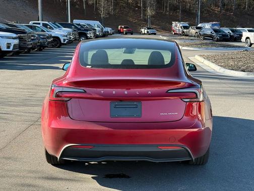 2024 Tesla Model 3 Long Range