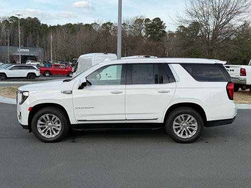 2024 GMC Yukon SLT