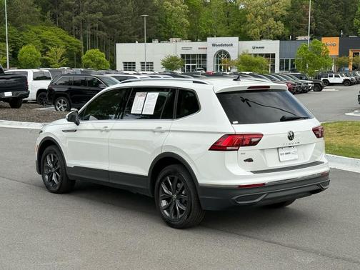 2023 Volkswagen Tiguan 2.0T SE