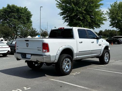 Bright White Clearcoat 2015 RAM 1500 Laramie