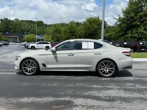 Vatna Gray 2025 Genesis G70 2.5T RWD