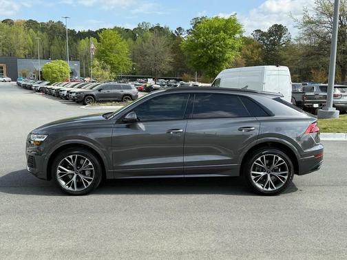 Samurai Gray Metallic 2021 Audi Q8 55 Premium