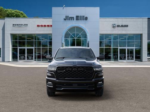 Diamond Black Crystal Pearlcoat 2026 RAM 1500 Express