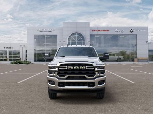 Bright White Clearcoat 2025 RAM 2500 Tradesman Crew Cab 4x4 6'4' Box